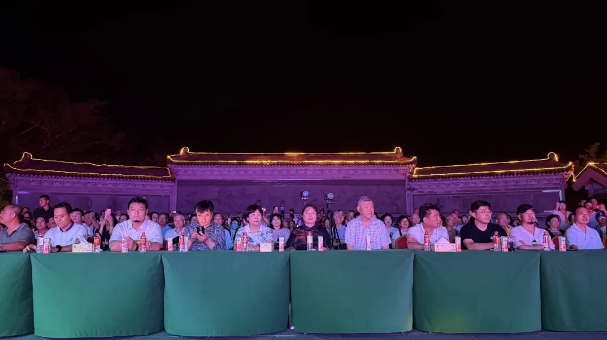 海南文笔峰 | 琼台工商界相聚文笔峰 共叙亲情共谋合作